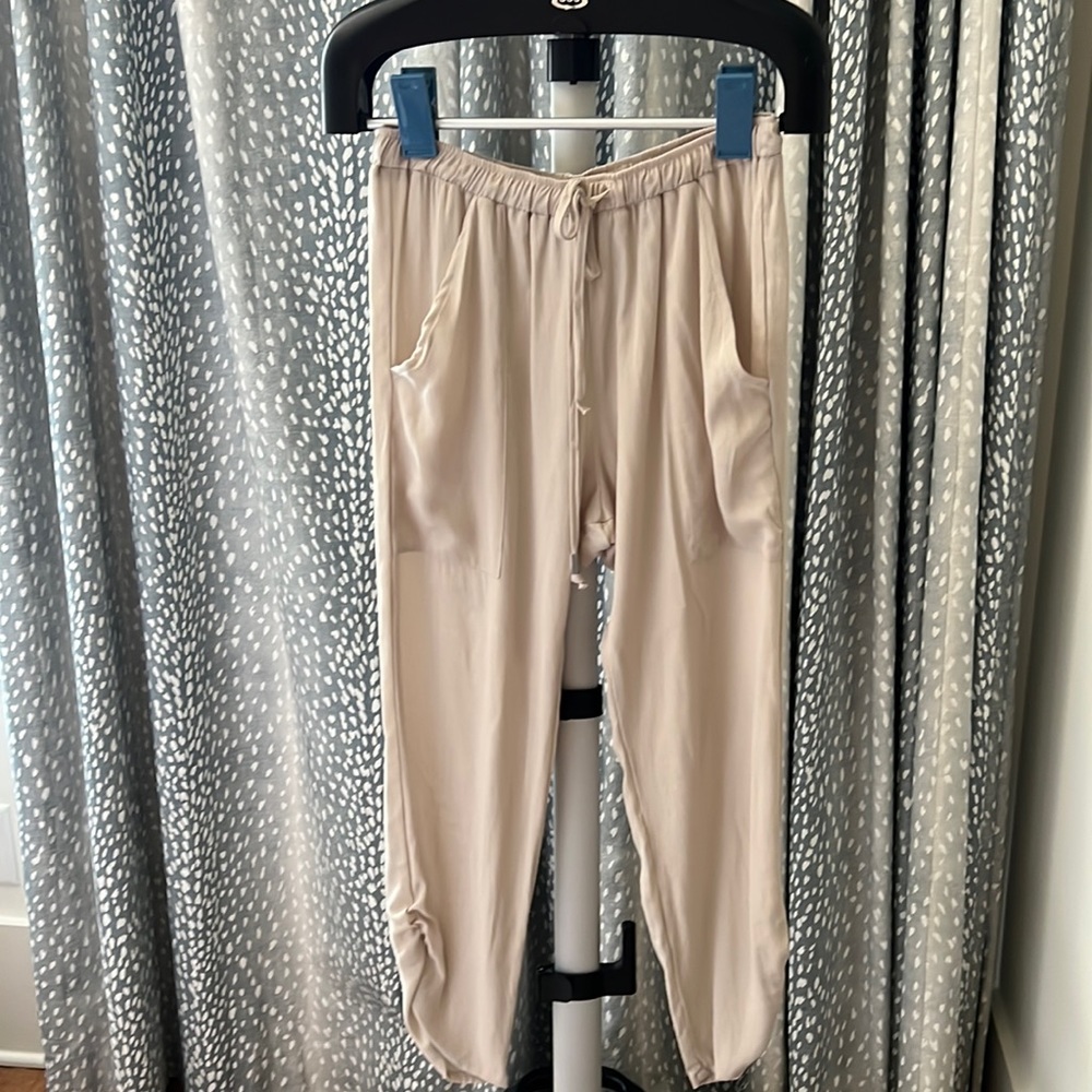 Natalie Busby jogger pant size M